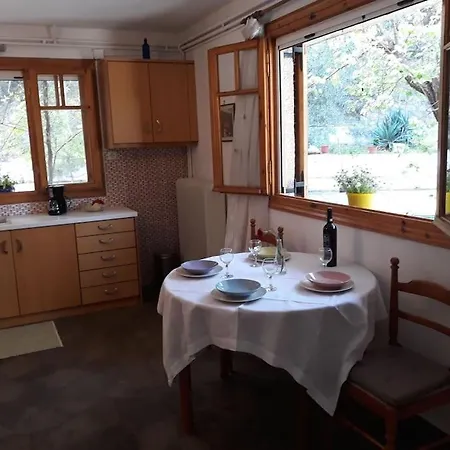 σπίτι σε ελαιώνα, House In An Olive Grove Διαμέρισμα Αρία