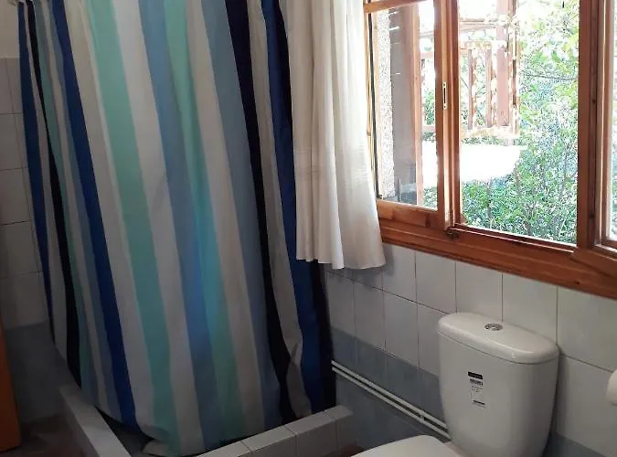 Apartament σπίτι σε ελαιώνα, House In An Olive Grove Ária