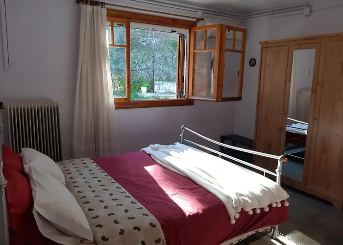 σπίτι σε ελαιώνα, House In An Olive Grove Apartament Ária